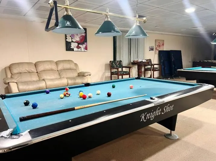 Homestay Adventurers Partition Room In Barsha Heights Dubai United Arab Emirates